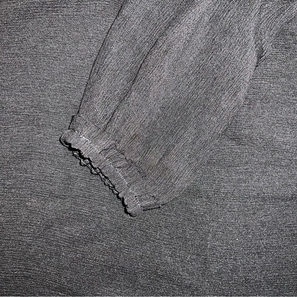 Brochu Walker Black Top size small - Picture 7 of 10